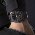 Black / Gold