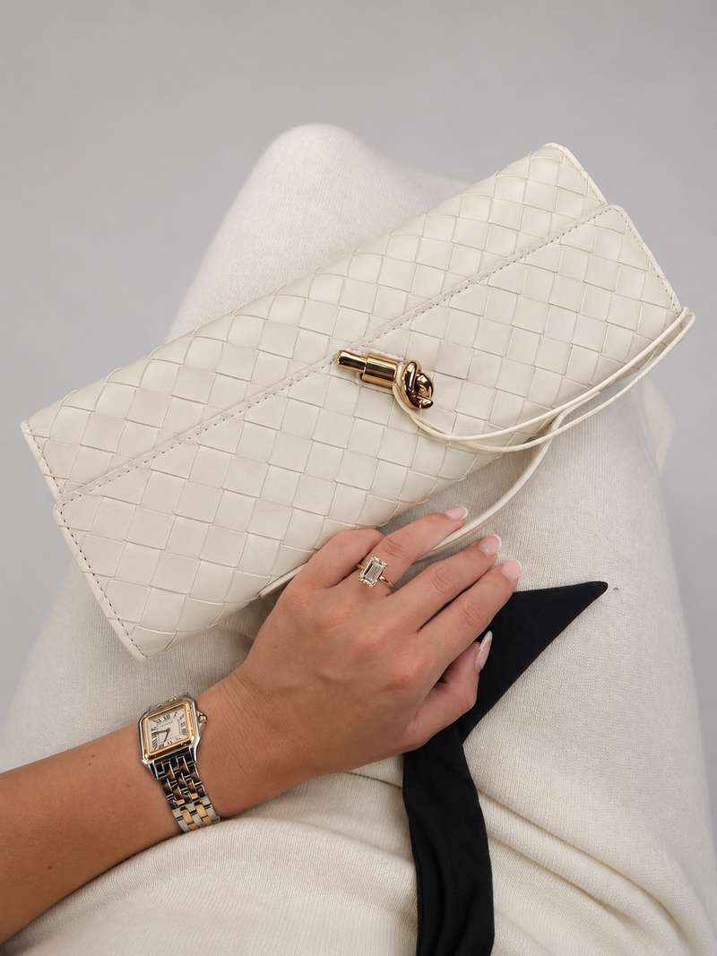Women’s Woven Leather Look Clutch Bag - Timeless Elegant Design