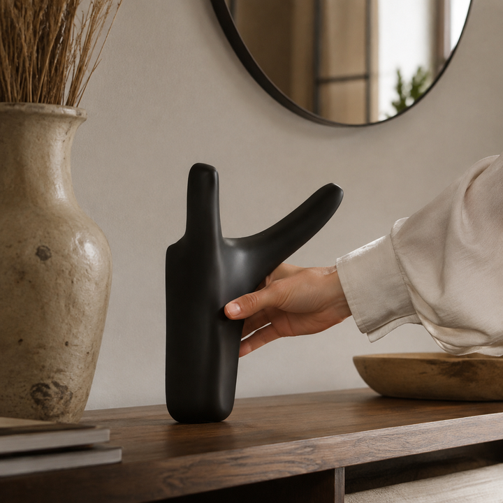 Maximus Sculptural Wall Hook
