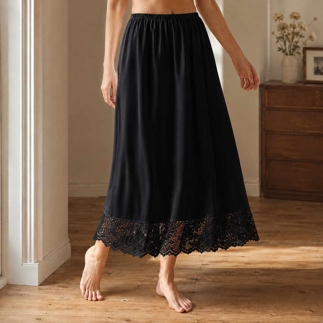 Anouska Lace Skirt - Black