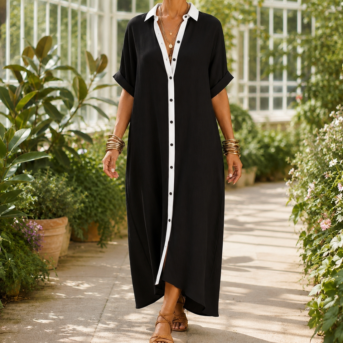 Bianca-Louise Contrast Maxi Dress - Black
