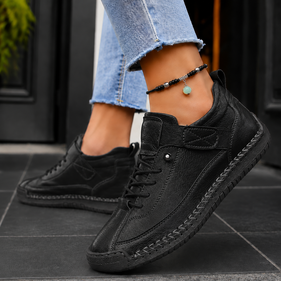 Dandolo Orthopedic Sneakers - Black