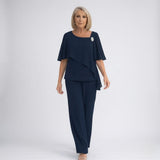 Women’s Elegant Two-Piece Suit – Formal Style