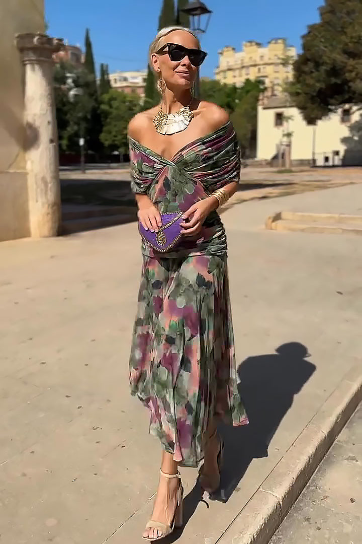 Women’s Gradient Pleated Maxi Dress - Elegant Flowing Silhouette